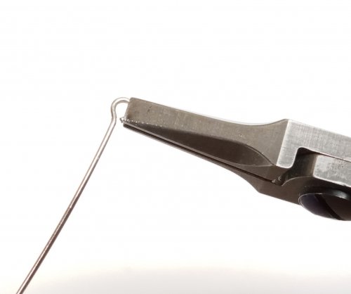 Judy Larson's Two Ways to Make Simple Loops - , Findings & Components, Toggles & Clasps, Earwire & Headpin, Loops, Wire Loop, Wrapped Wire Loop, Opening and closing a simple loop 